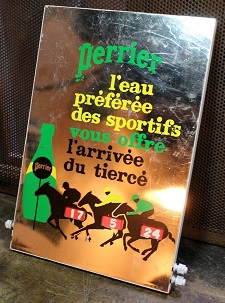 plaque-publicitaire_plastique-perrier-tierce-arrive-rsultat-course-hippique-sport-vintage-ancien-bar-pmu-1970-